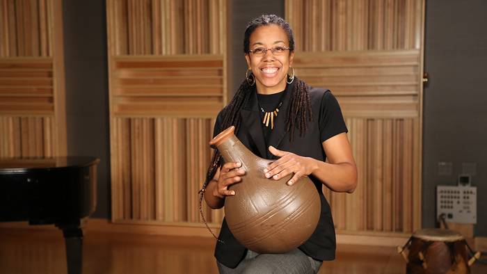 Kera Washington: Vocal Percussion