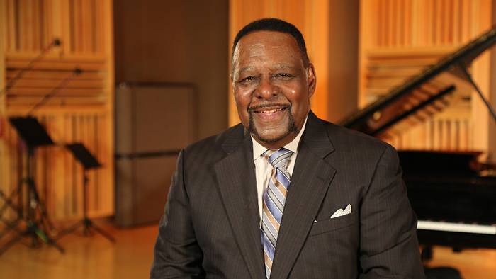 Robert Honeysucker: Projection